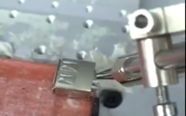 USB端子加自动焊锡机视频